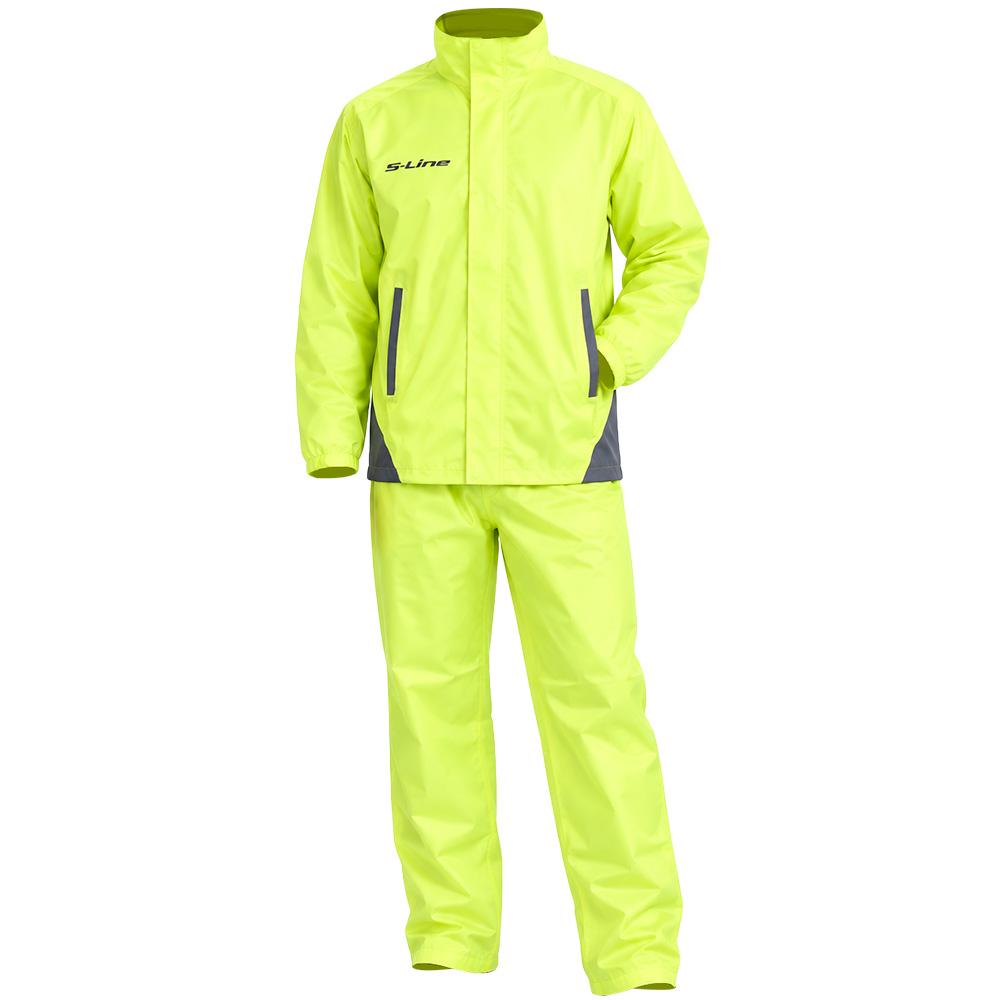 Giacca e pantaloni da pioggia.